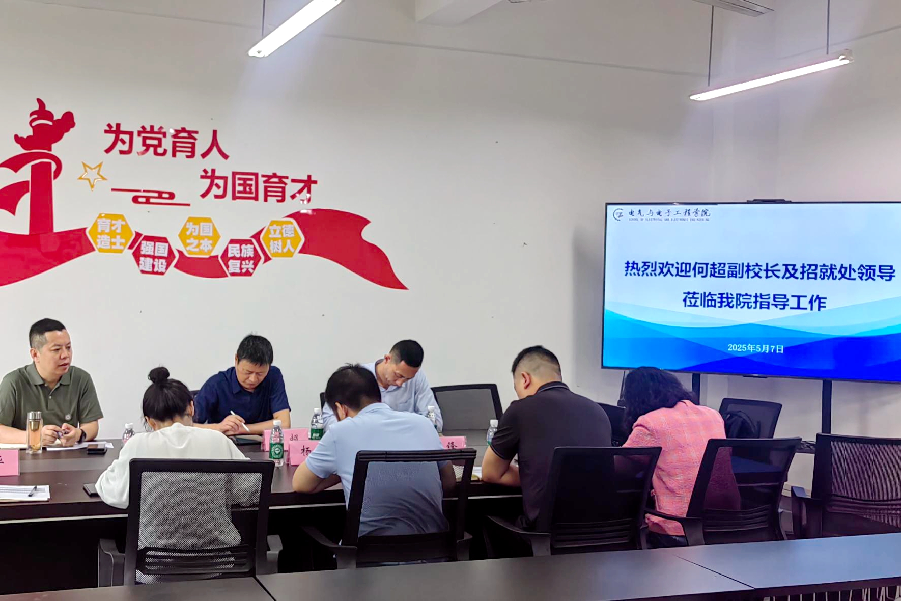 f2d26ea0840b4f160856c5d57fbc903_副本 f2d26ea0840b4f160856c5d57fbc903_副本