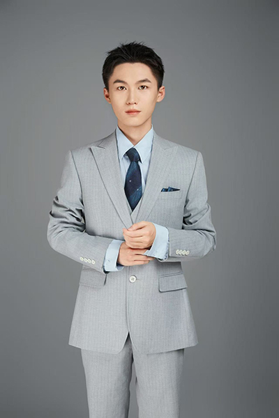 优秀毕业生-罗俊杰