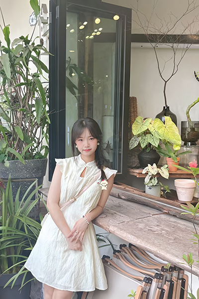 优秀毕业生-周欣仪