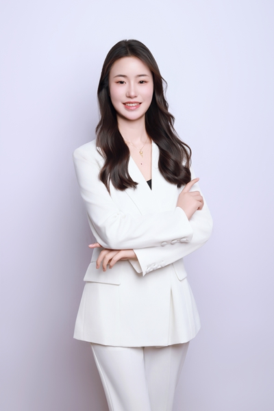 优秀毕业生-王银银