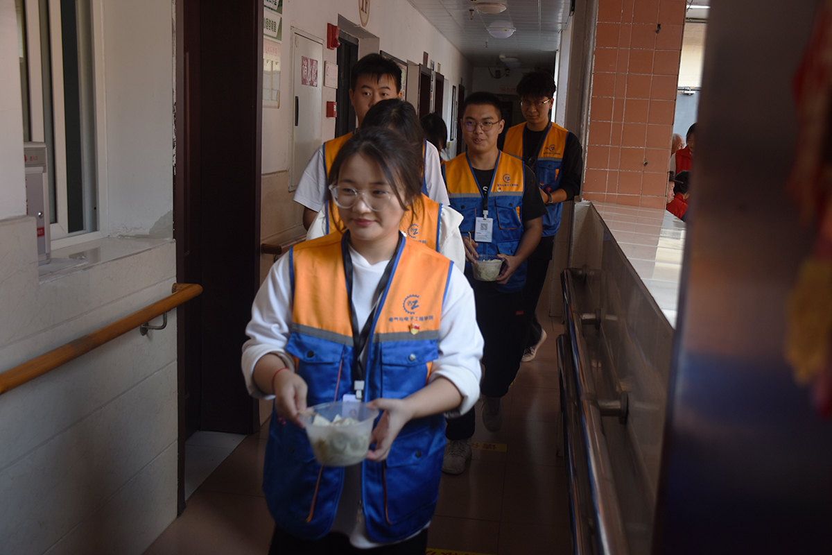 9ff8a10fdefeab0137afb4e749e386cd_origin